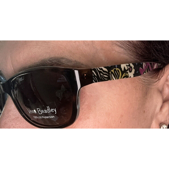 Vera Bradley Floral Sunglasses/ Case 100% UV Protection MSRP $199.95 NWT - Picture 9 of 10